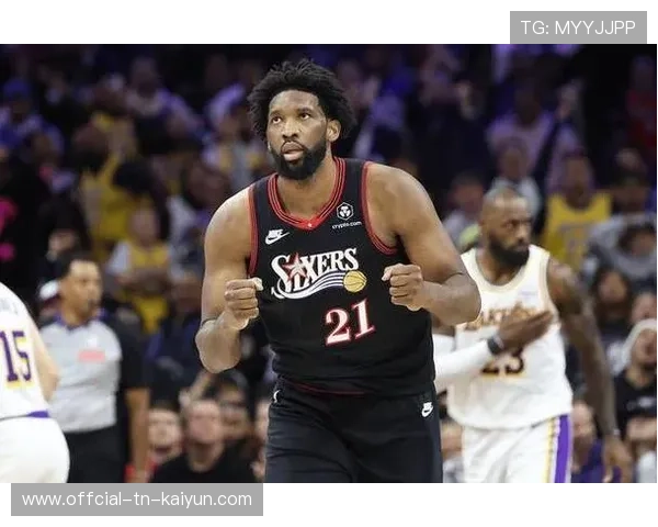 恩比德内线强吃两分，76人稳住领先优势