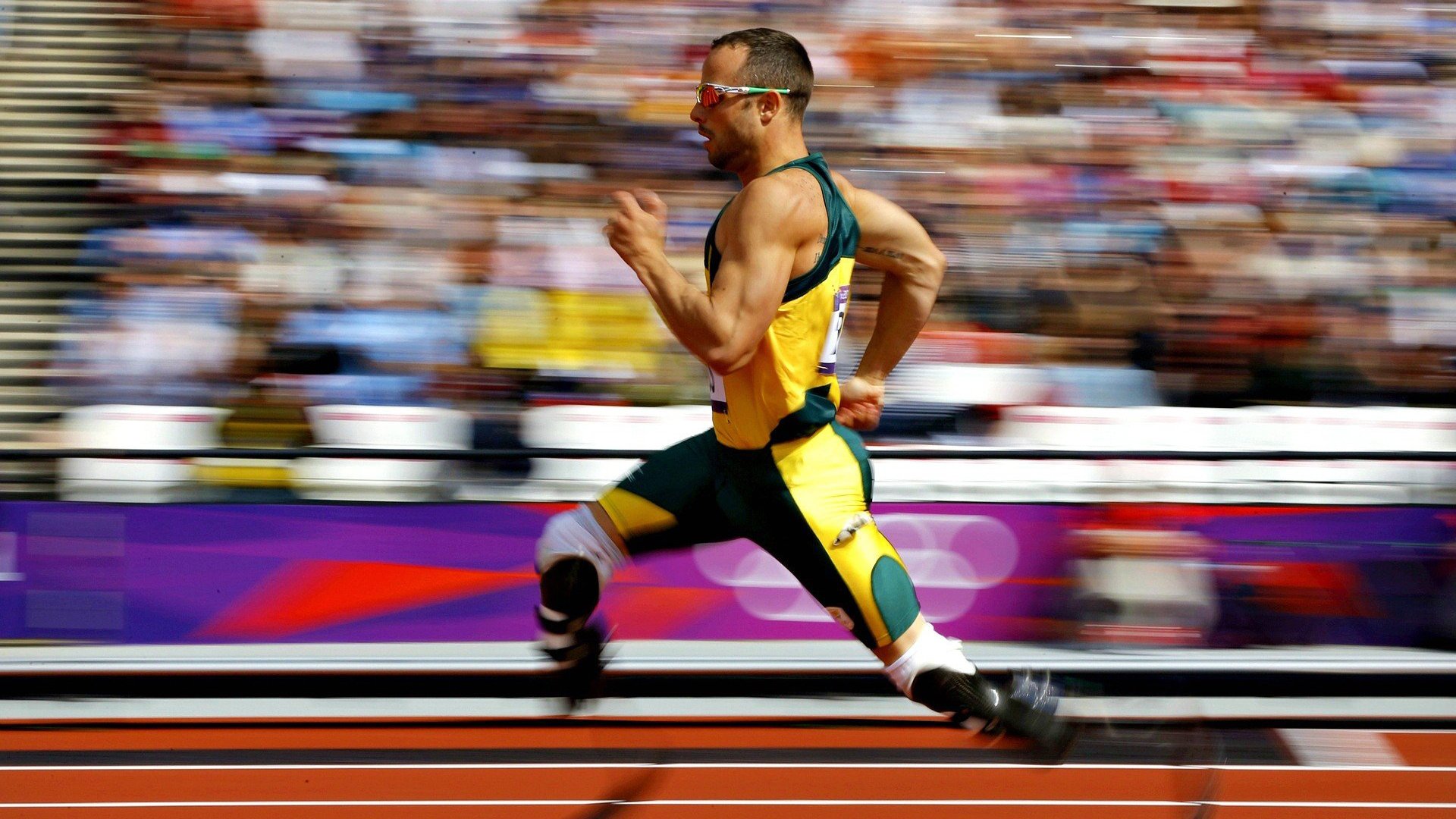 足球与科技创新:智能球衣助攻运动数据分析,超智能足球球衣