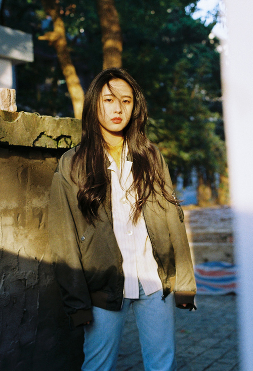 女子接力队伍起跳对比 中美反应领先,女子接力赛逆袭