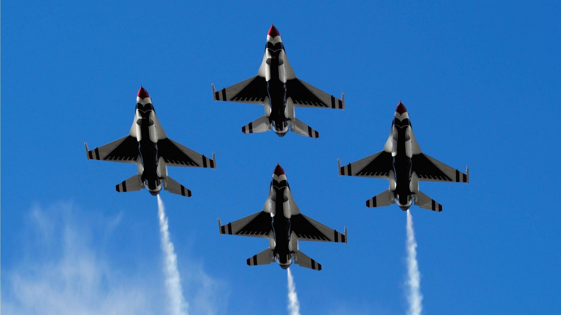 火箭防守轮换更加默契连续封盖对手,火箭现在的防守教练是谁